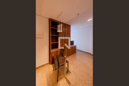 Sala de kitnet/studio para alugar com 1 quarto, 34m² em Estoril, Belo Horizonte