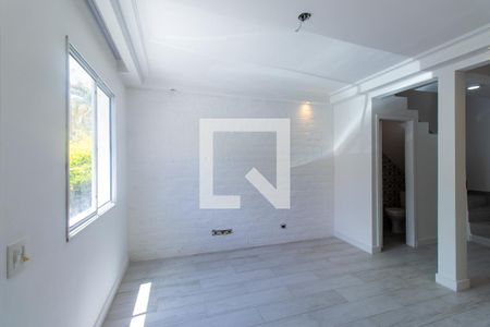 Sala de casa de condomínio para alugar com 2 quartos, 90m² em Jardim Barbacena, Cotia