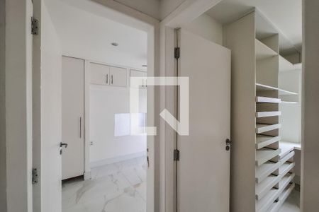 corredor de apartamento à venda com 1 quarto, 52m² em Sé, São Paulo