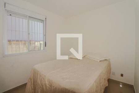 Quarto 1 de apartamento para alugar com 2 quartos, 72m² em Humaitá, Porto Alegre