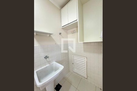 Casa de condomínio à venda com 126m², 3 quartos e 2 vagas Casa de condomínio à venda com 126m², 3 quartos e 2 vagasÁrea de Serviço