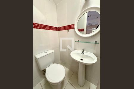 Casa de condomínio à venda com 126m², 3 quartos e 2 vagas Casa de condomínio à venda com 126m², 3 quartos e 2 vagasLavabo