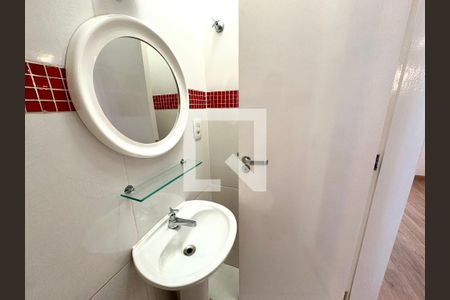 Casa de condomínio à venda com 126m², 3 quartos e 2 vagas Casa de condomínio à venda com 126m², 3 quartos e 2 vagasLavabo
