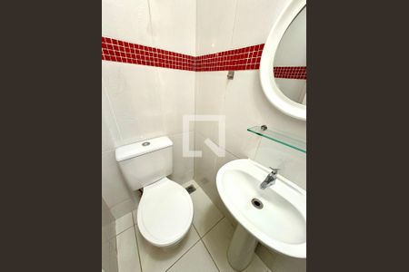 Casa de condomínio à venda com 126m², 3 quartos e 2 vagas Casa de condomínio à venda com 126m², 3 quartos e 2 vagasLavabo