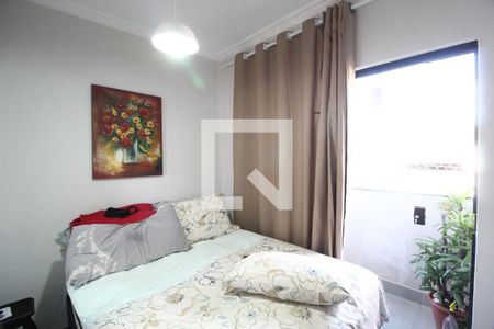 Quarto 1 de apartamento para alugar com 2 quartos, 45m² em Aclimação, Uberlândia