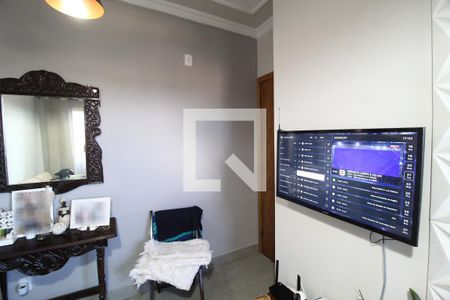 Sala de apartamento para alugar com 2 quartos, 45m² em Aclimação, Uberlândia