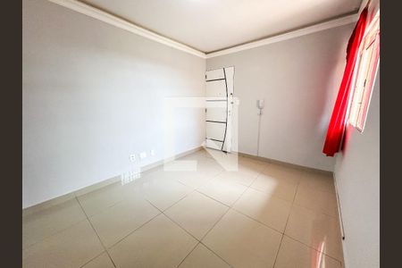 Sala de apartamento para alugar com 2 quartos, 45m² em Jardim Cristal, São Paulo