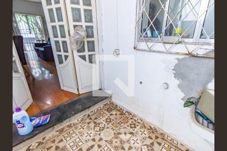 Casa à venda com 110m², 1 quarto e 2 vagas Casa à venda com 110m², 1 quarto e 2 vagasÁrea de Serviço