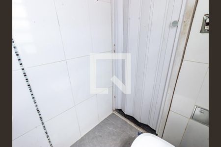 Casa à venda com 110m², 1 quarto e 2 vagas Casa à venda com 110m², 1 quarto e 2 vagasBanheiro