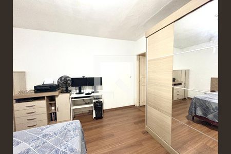 Quarto 2 de casa à venda com 2 quartos, 300m² em Vila Santa Maria, Jundiaí