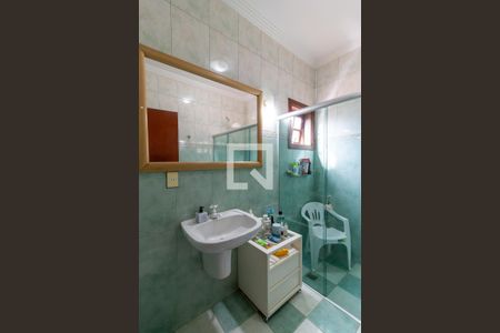 Casa à venda com 360m², 4 quartos e 4 vagas Casa à venda com 360m², 4 quartos e 4 vagasBanheiro 1