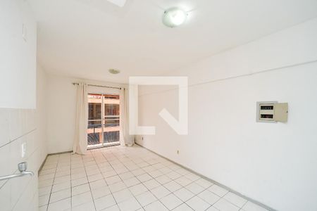 Sala de apartamento à venda com 2 quartos, 48m² em Sarandi, Porto Alegre