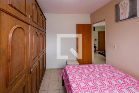 Quarto 1 de apartamento para alugar com 2 quartos, 60m² em Alto Caiçaras, Belo Horizonte