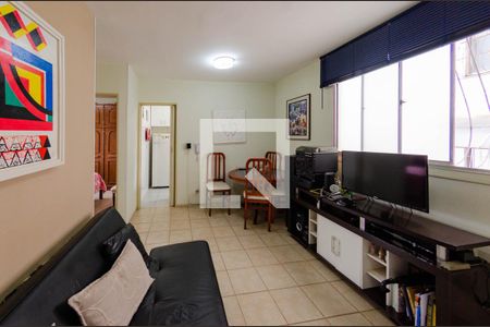 Sala de apartamento para alugar com 2 quartos, 60m² em Alto Caiçaras, Belo Horizonte