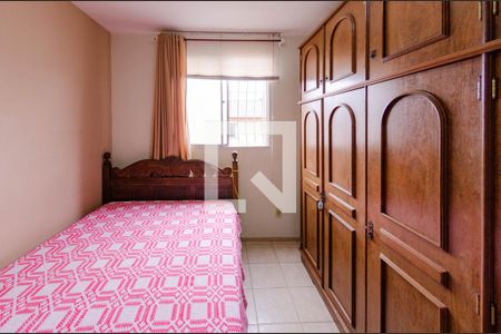 Quarto 1 de apartamento para alugar com 2 quartos, 60m² em Alto Caiçaras, Belo Horizonte