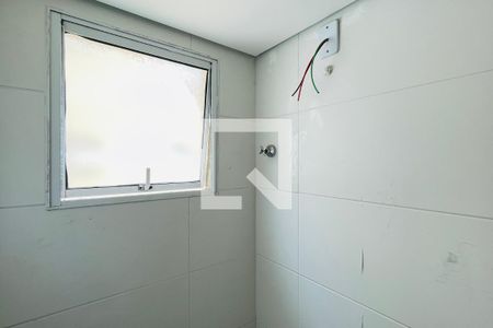 Apartamento para alugar com 46m², 2 quartos e 1 vaga Apartamento para alugar com 46m², 2 quartos e 1 vagaBanheiro