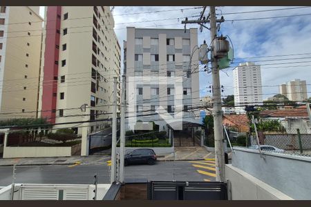 Vista de casa à venda com 3 quartos, 150m² em Vila Bastos, Santo André