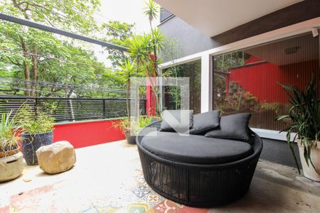 Varanda de casa para alugar com 3 quartos, 366m² em Vila Madalena, São Paulo