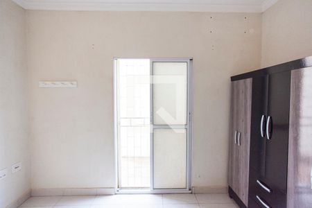 Quarto 1 de apartamento para alugar com 2 quartos, 70m² em Jardim Holanda, Uberlândia