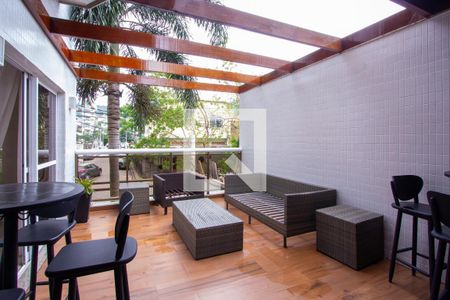 Apartamento à venda com 150m², 4 quartos e 2 vagas Apartamento à venda com 150m², 4 quartos e 2 vagasÁrea gourmet