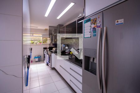 Apartamento à venda com 150m², 4 quartos e 2 vagas Apartamento à venda com 150m², 4 quartos e 2 vagasCozinha
