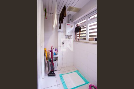 Apartamento à venda com 150m², 4 quartos e 2 vagas Apartamento à venda com 150m², 4 quartos e 2 vagasÁrea de Serviço