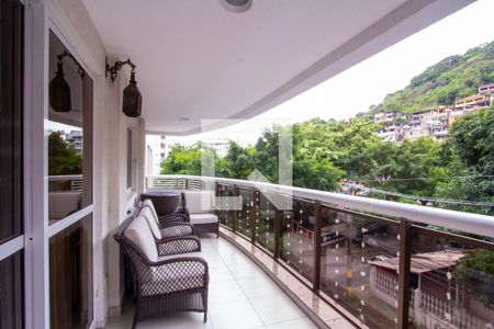 Varanda da sala de apartamento à venda com 4 quartos, 150m² em Charitas, Niterói