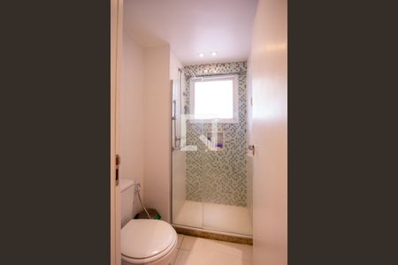 Apartamento à venda com 150m², 4 quartos e 2 vagas Apartamento à venda com 150m², 4 quartos e 2 vagasBanheiro das Suítes 1 e 2