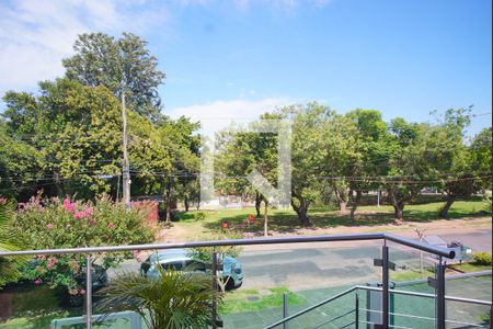 Sala de Estar - Vista de casa para alugar com 3 quartos, 500m² em Chácara das Pedras, Porto Alegre