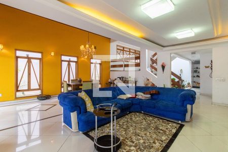 Sala de casa à venda com 3 quartos, 500m² em Vila Galvão, Guarulhos