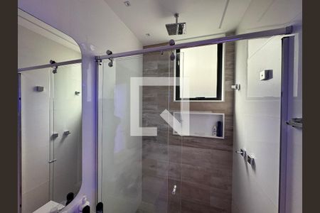 Apartamento à venda com 400m², 4 quartos e 4 vagas Apartamento à venda com 400m², 4 quartos e 4 vagasSuíte 4 - Banheiro