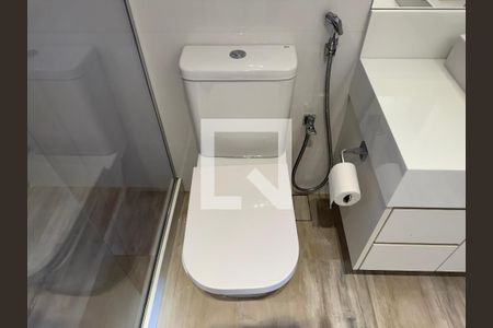 Apartamento à venda com 400m², 4 quartos e 4 vagas Apartamento à venda com 400m², 4 quartos e 4 vagasBanheiro Social