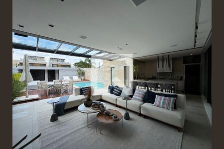 Apartamento à venda com 400m², 4 quartos e 4 vagas Apartamento à venda com 400m², 4 quartos e 4 vagasÁrea externa