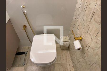 Apartamento à venda com 400m², 4 quartos e 4 vagas Apartamento à venda com 400m², 4 quartos e 4 vagasSuíte 2 - Banheiro