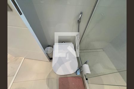 Apartamento à venda com 400m², 4 quartos e 4 vagas Apartamento à venda com 400m², 4 quartos e 4 vagasSuíte 3 - Banheiro