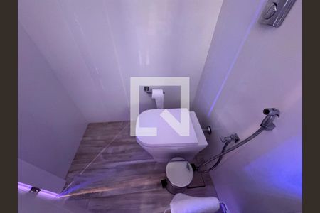 Apartamento à venda com 400m², 4 quartos e 4 vagas Apartamento à venda com 400m², 4 quartos e 4 vagasSuíte 4 - Banheiro