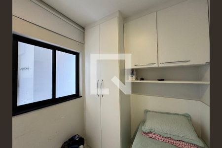 Apartamento à venda com 400m², 4 quartos e 4 vagas Apartamento à venda com 400m², 4 quartos e 4 vagasÁrea de Serviço - Quarto