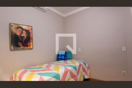 Quarto 1 de casa à venda com 3 quartos, 180m² em Vila Alpina, São Paulo