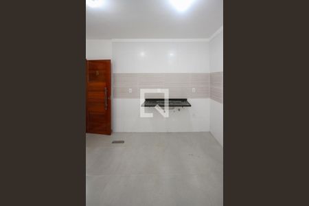 Cozinha de apartamento para alugar com 2 quartos, 48m² em Vila Carrão, São Paulo