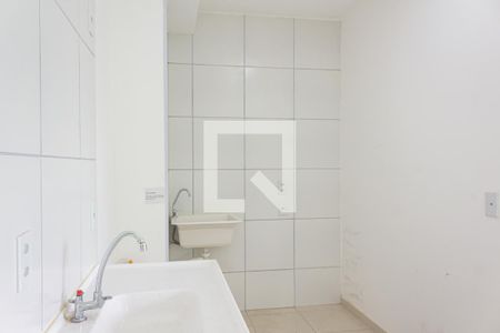 Cozinha e Área de Serviço de apartamento para alugar com 2 quartos, 42m² em Várzea da Barra Funda, São Paulo