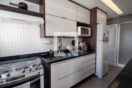 Cozinha de apartamento à venda com 2 quartos, 91m² em Jardim Arpoador, São Paulo