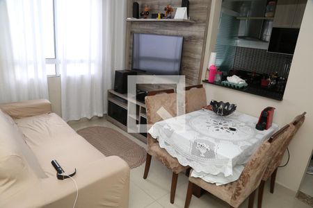 Sala de apartamento à venda com 2 quartos, 45m² em Vila Florida, Guarulhos