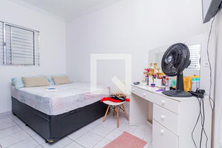 Quarto 1 de casa para alugar com 3 quartos, 99m² em Vila Bauab, São Paulo