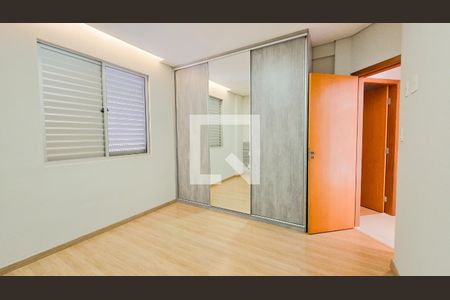 Quarto 01 - Suite de apartamento à venda com 3 quartos, 175m² em Nova Esperança, Belo Horizonte