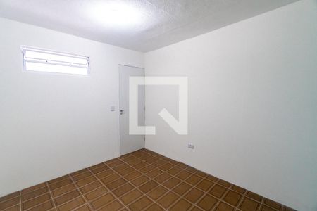 Quarto 2 de casa para alugar com 2 quartos, 70m² em Vila Campestre, São Paulo