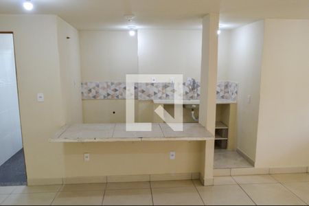 Cozinha  de apartamento para alugar com 1 quarto, 30m² em Pechincha, Rio de Janeiro