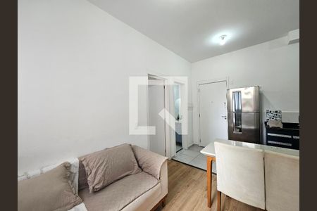 Sala de apartamento para alugar com 2 quartos, 37m² em Cambuci, São Paulo