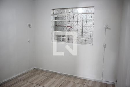 Quarto 2 de casa para alugar com 5 quartos, 234m² em Milionários, Belo Horizonte