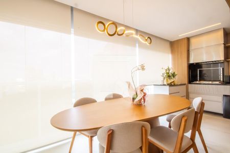 Apartamento à venda com 136m², 3 quartos e 2 vagas Apartamento à venda com 136m², 3 quartos e 2 vagasSacada
