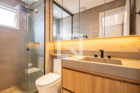 Apartamento à venda com 136m², 3 quartos e 2 vagas Apartamento à venda com 136m², 3 quartos e 2 vagasBanheiro da Suíte 2